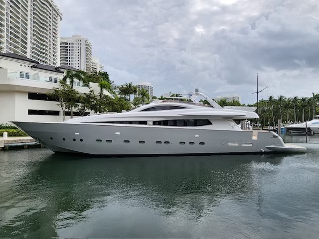 Luxury Motor3 Luxury Motor3